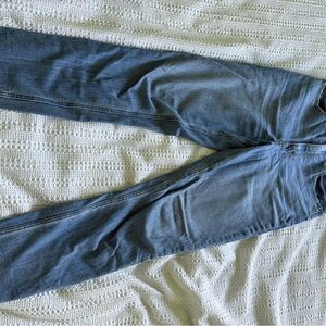 Abercrombie & Fitch The Mom High Rise Curve Love